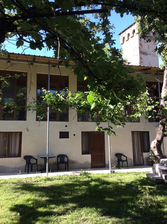 Guest House Chuta In Lagami 메스티아 외부 사진