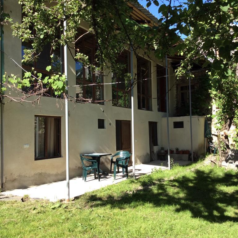 Guest House Chuta In Lagami 메스티아 외부 사진